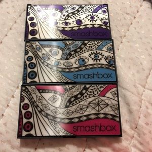 Smash box mini eyeshadow and highlight palettes